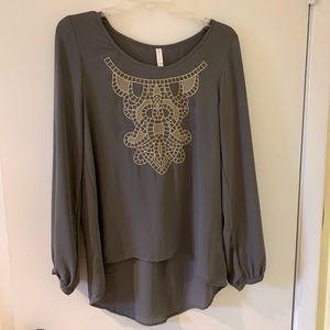 Xhiliration Gray Top